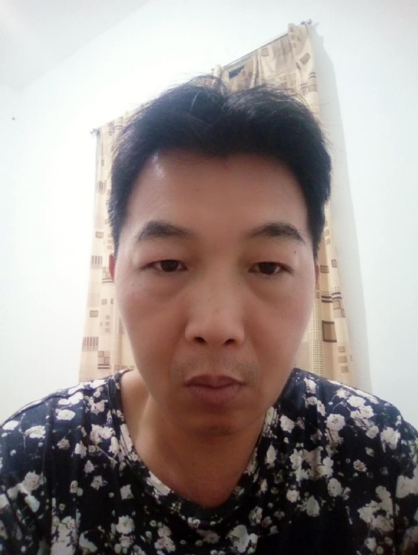 繁华哀伤的第一张照片--南平征婚网