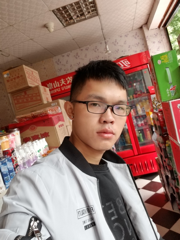 柒年的第一张照片--南平征婚网