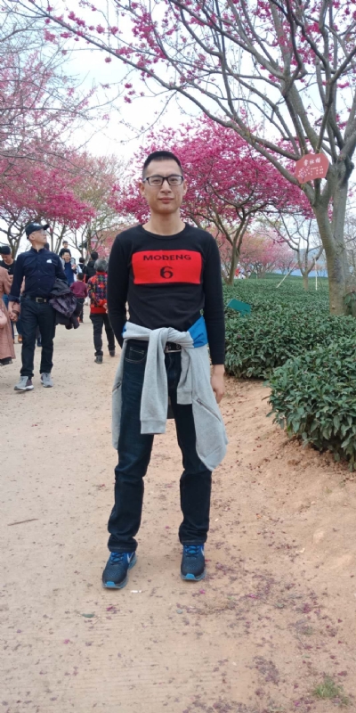 小梁的第一张照片--南平征婚网
