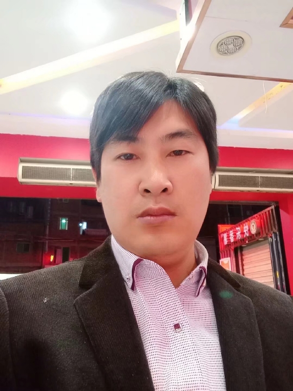 奔跑的第二张照片--南平征婚网