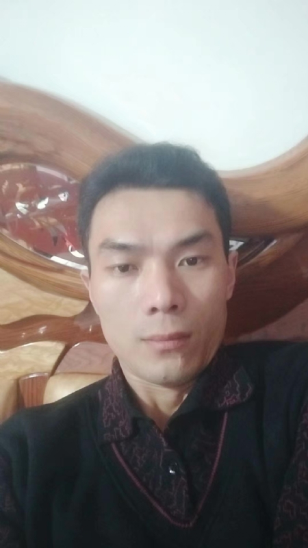 错把真心喂了狗的第四张照片--南平征婚网