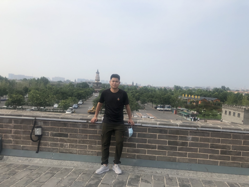123.向左向右的第一张照片--南平征婚网