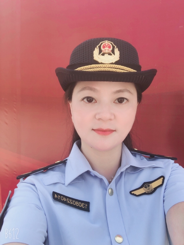 明明的第一张照片--南平征婚网