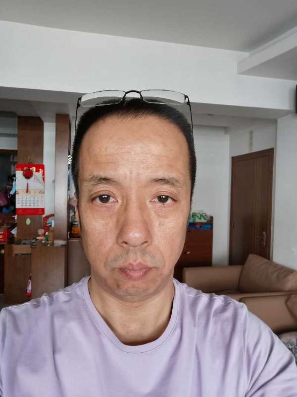 萨博的第一张照片--南平征婚网