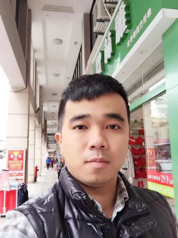 小小怪兽的第一张照片--南平征婚网