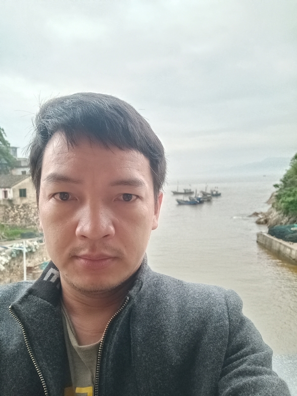 啊亮的第一张照片--南平征婚网