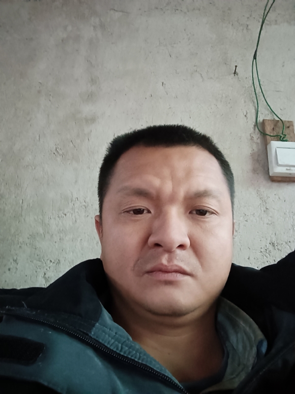 兰成龙的第二张照片--南平征婚网