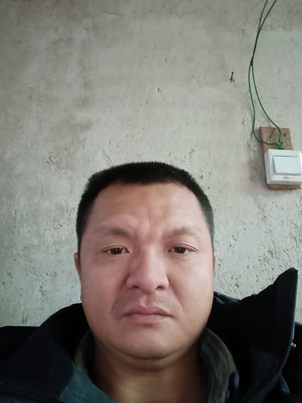 兰成龙的第四张照片--南平征婚网