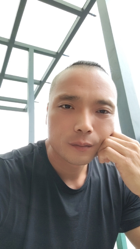 伯爵的第三张照片--南平征婚网