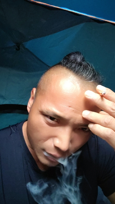 伯爵的第四张照片--南平征婚网